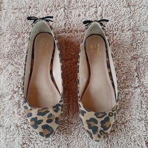 Leopard ballet flats